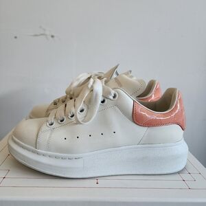 Alexander McQueen Cream and Pink Sneakers with Elevated Sole